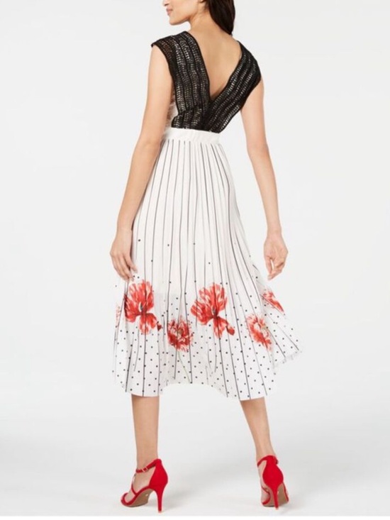 Foxiedox Hera Crochet Lace & Pleated Printed Midi Dress - Picture 2 of 10